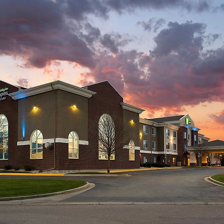 Holiday Inn Express Hotel & Suites Brookings By Ihg Exterior foto