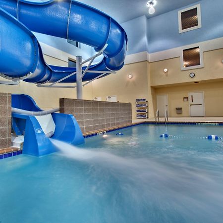 Holiday Inn Express Hotel & Suites Brookings By Ihg Exterior foto