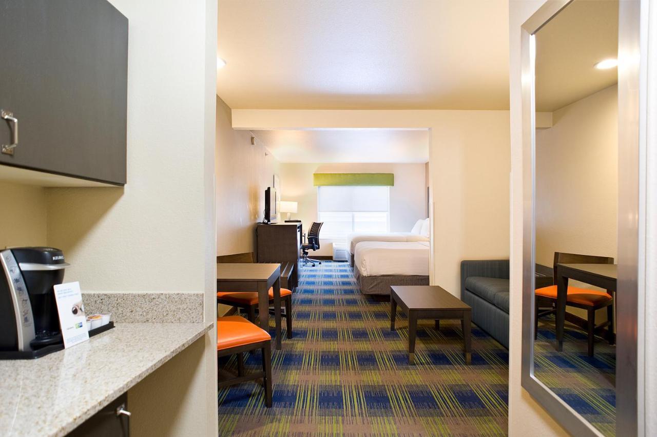 Holiday Inn Express Hotel & Suites Brookings By Ihg Exterior foto