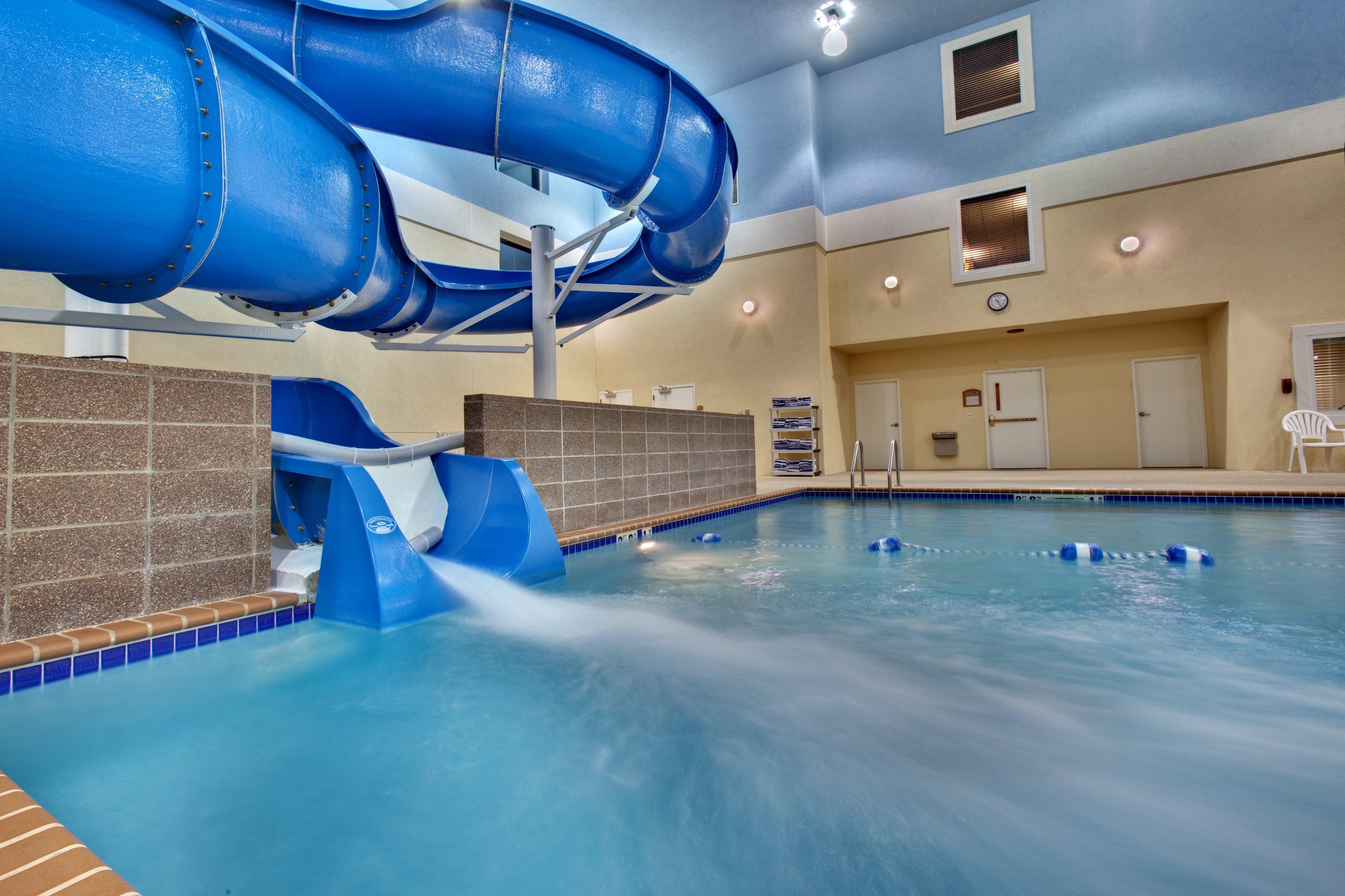 Holiday Inn Express Hotel & Suites Brookings By Ihg Exterior foto